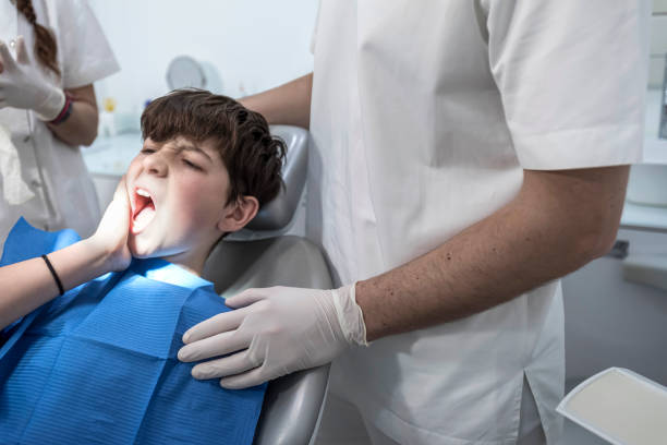 Best Broken Tooth Emergency  in Emerd Mountain, AL